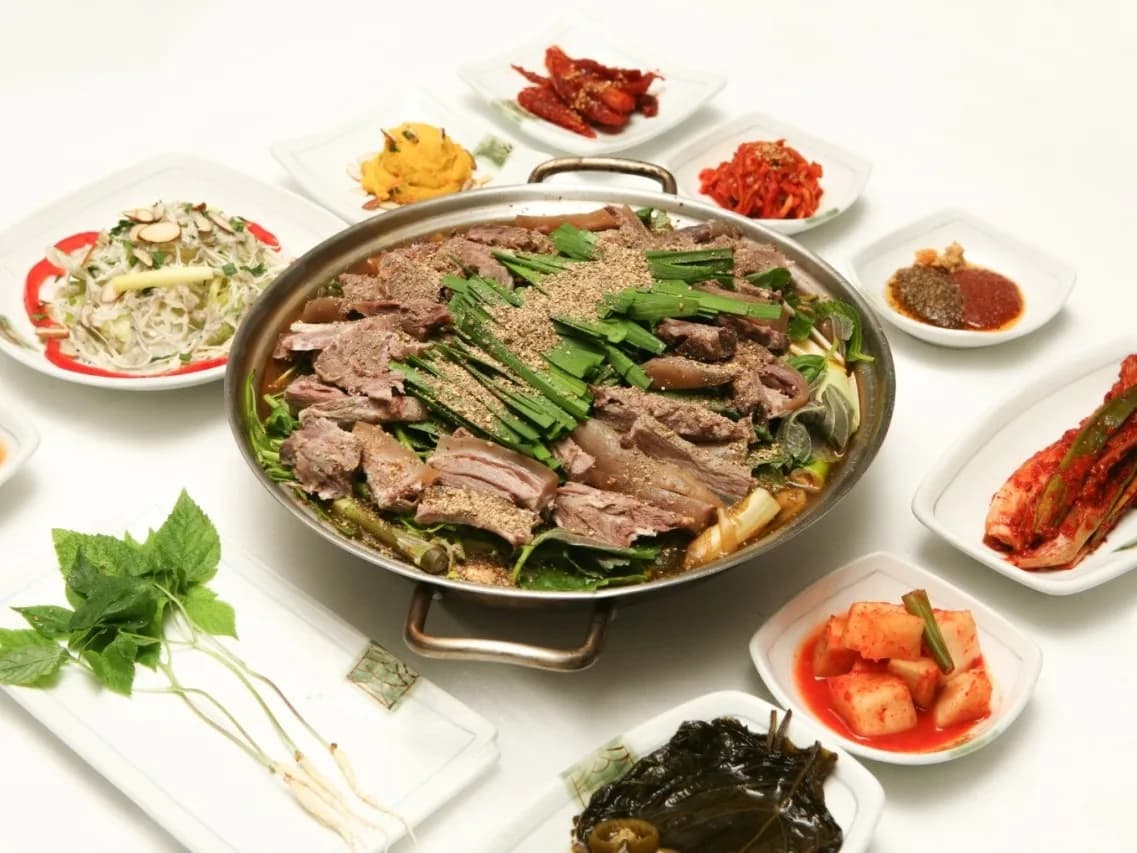 능이흑염소 전골(3~4인용)